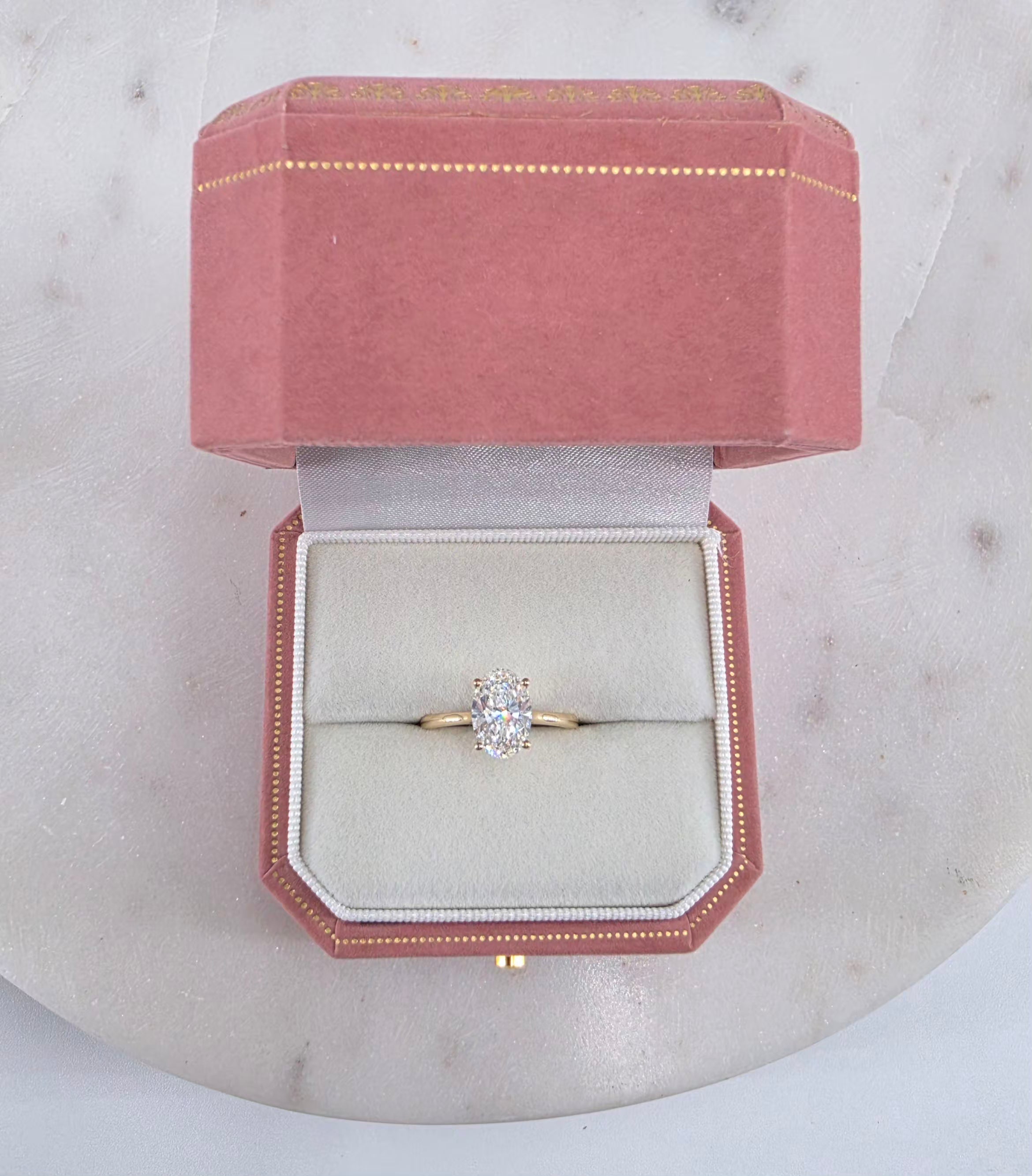 2.04ct Lab-Grown Oval Brilliant Diamknd Ring
